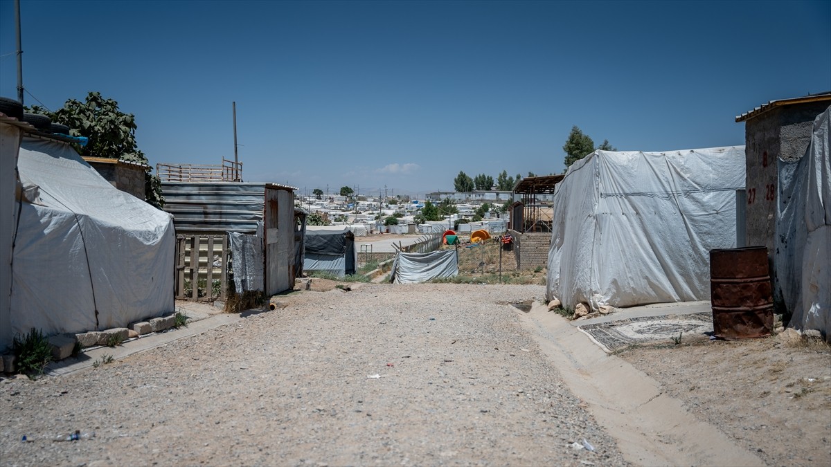 Irak'ın Musul kentine bağlı Sincar ilçesinden 10 yıl önce terör örgütü DEAŞ'ın işgali nedeniyle...