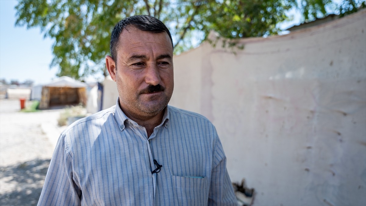 Irak'ın Musul kentine bağlı Sincar ilçesinden 10 yıl önce terör örgütü DEAŞ'ın işgali nedeniyle...