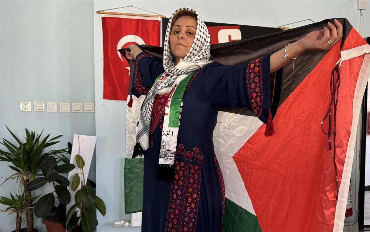 İran'ın başkenti Tahran'da suikasta uğrayan Hamas Siyasi Büro Başkanı İsmail Heniyye için Burdur...