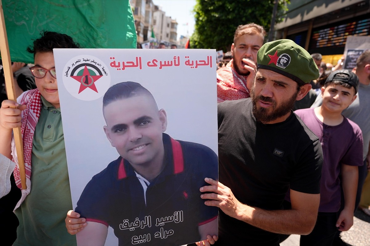 İşgal alındaki Batı Şeria'da "Gazze'ye ve İsrail Hapishanelerindeki Esirlere Destek" gösterileri...