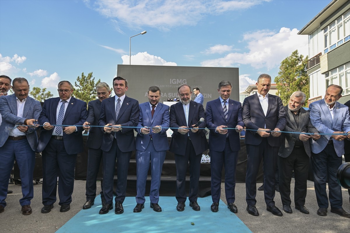 İslam Toplumu Milli Görüş Teşkilatları (IGMG) Ankara Şube binası açıldı. Açılış törenine AK Parti...