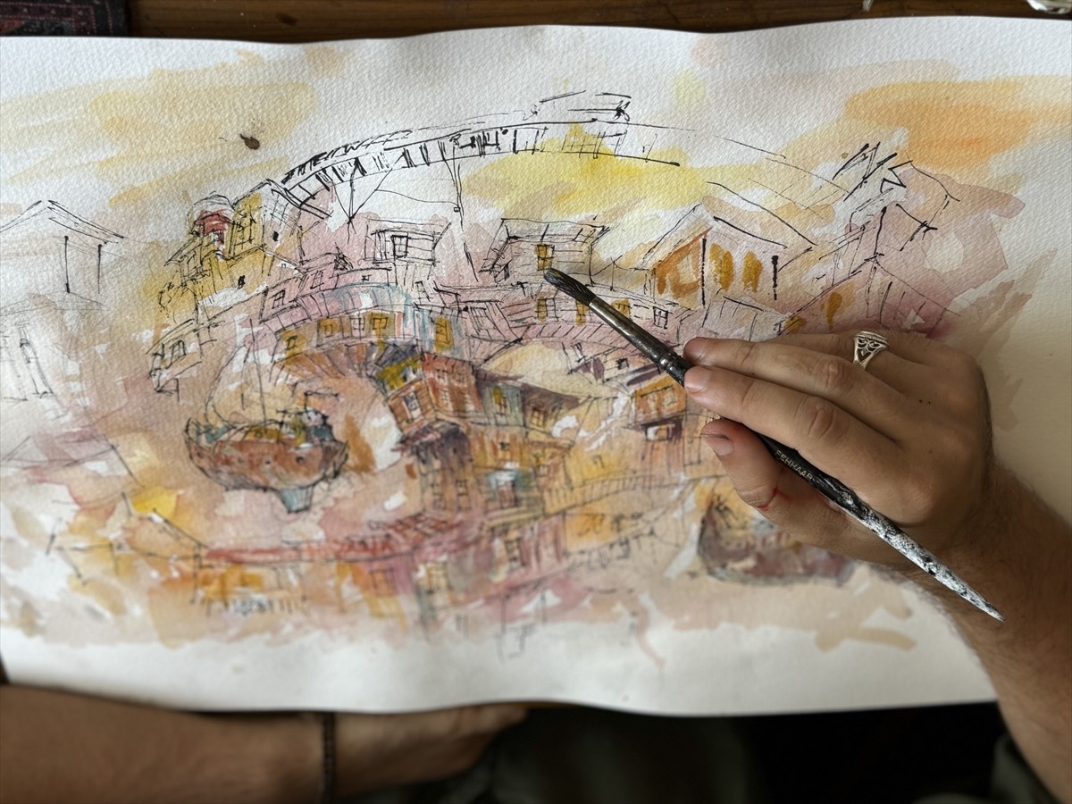 İstanbul başta olmak üzere birçok şehri gezerek sokakları resmeden genç ressam Faruk Erçetin, AA...