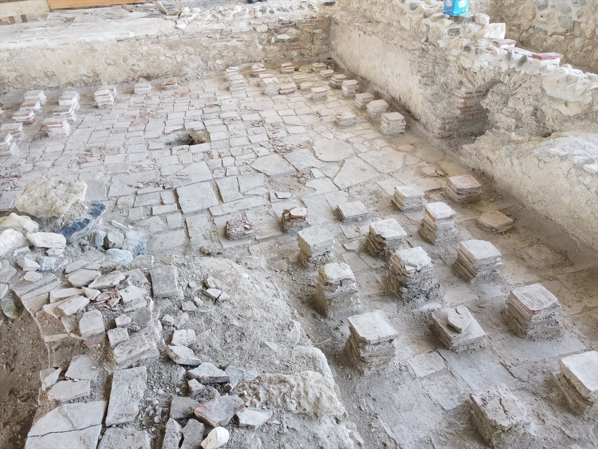 Kastamonu'nun Taşköprü ilçesi Zımbıllı Tepe mevkisinde yer alan ve Roma Dönemi'nde yayıldığı alan...