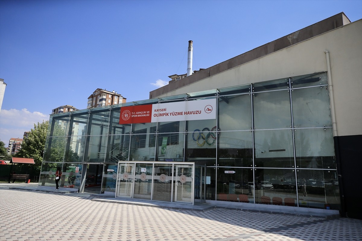 Kayseri'de sağlıklı bireylerin yetişmesi hedefiyle yapılan spor tesisi yatırımları, kulüp ve...