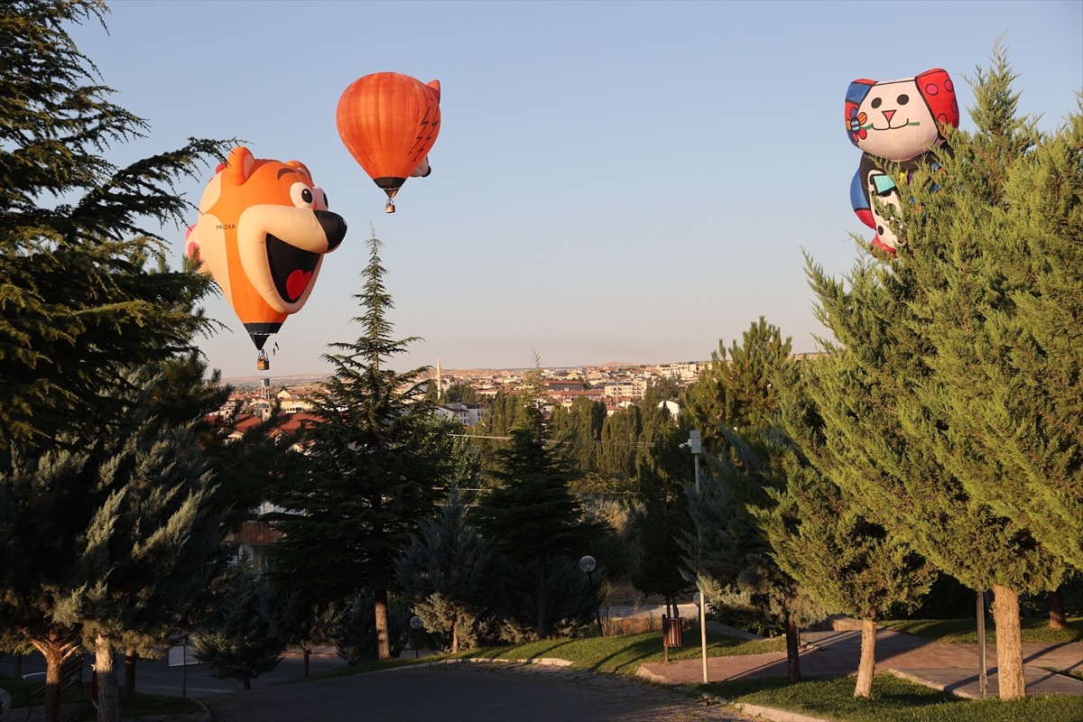 Kültür ve Turizm Bakanlığınca düzenlenen "Nevşehir Kültür Yolu Festivali"ne Türkiye'nin yanı sıra...