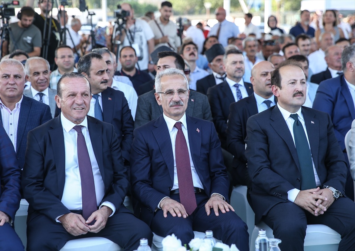 Mersin'in Anamur ilçesinde, Anamur Feribot ve Deniz Uçağı İskelesi'nin açılışı...