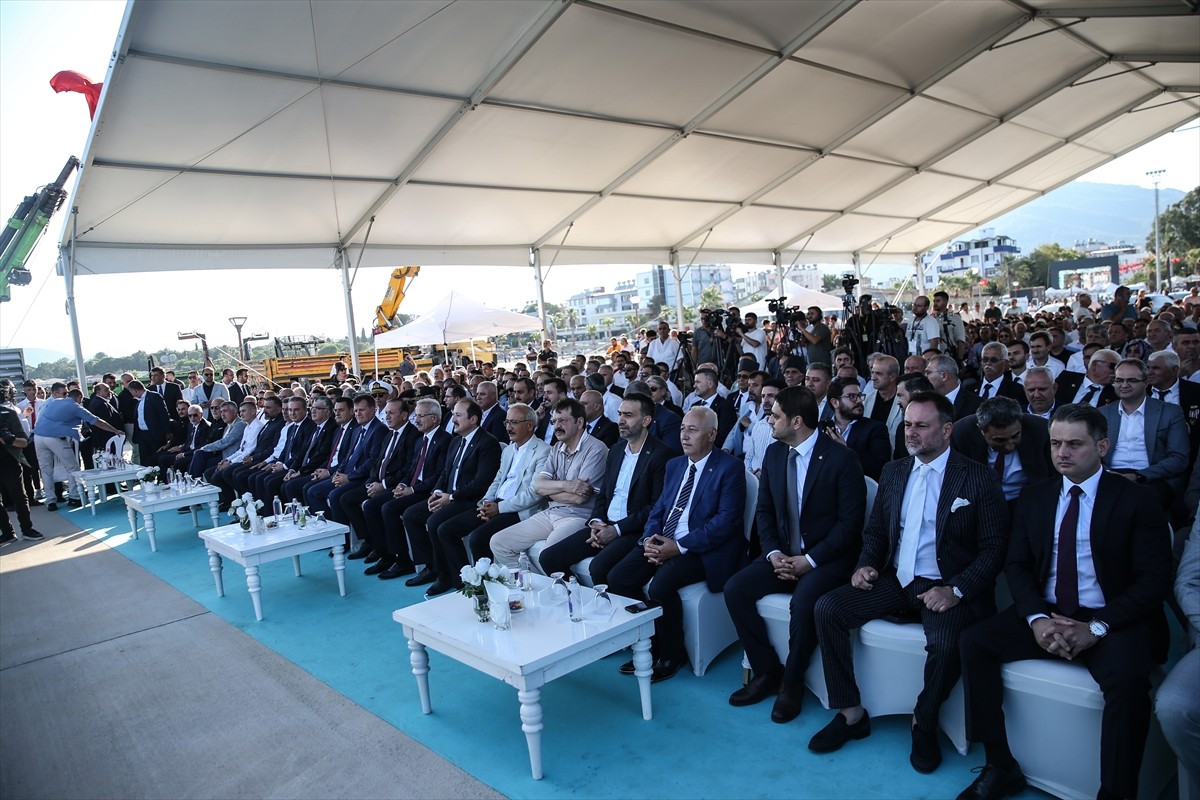 Mersin'in Anamur ilçesinde, Anamur Feribot ve Deniz Uçağı İskelesi'nin açılışı...