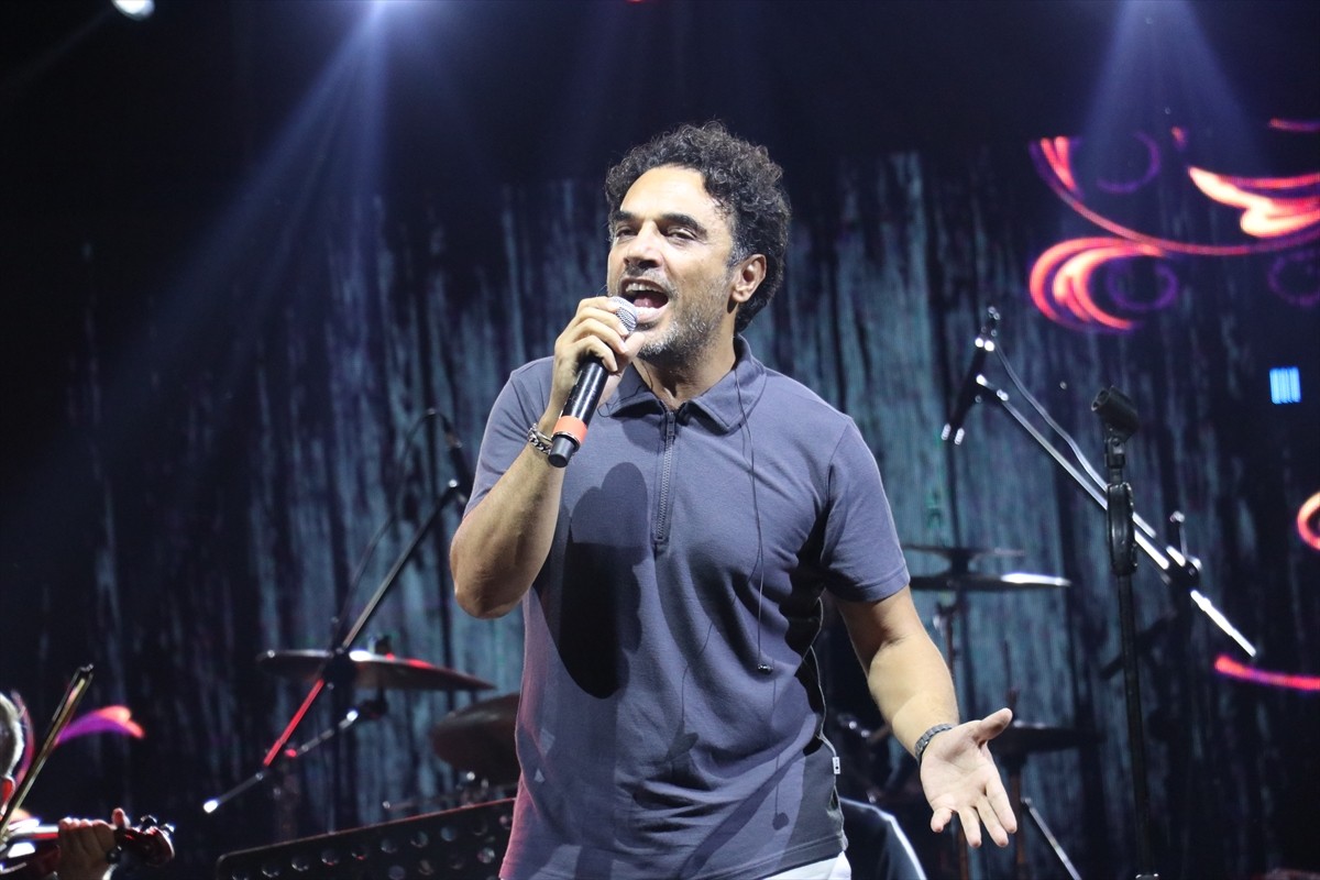 Oyuncu ve şarkıcı Uğur Aslan, 22. Geleneksel Yayladağı Kültür Sanat ve Aba Güreşi Festivali...