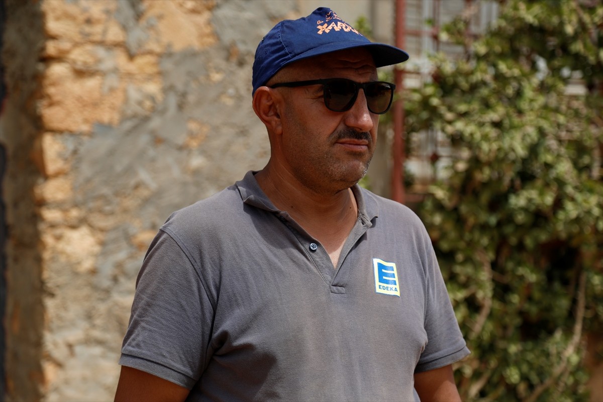 Paris 2024 Olimpiyat Oyunları'nda finale kalan Cezayirli boksör İman Halif, yakınları ve doğduğu...