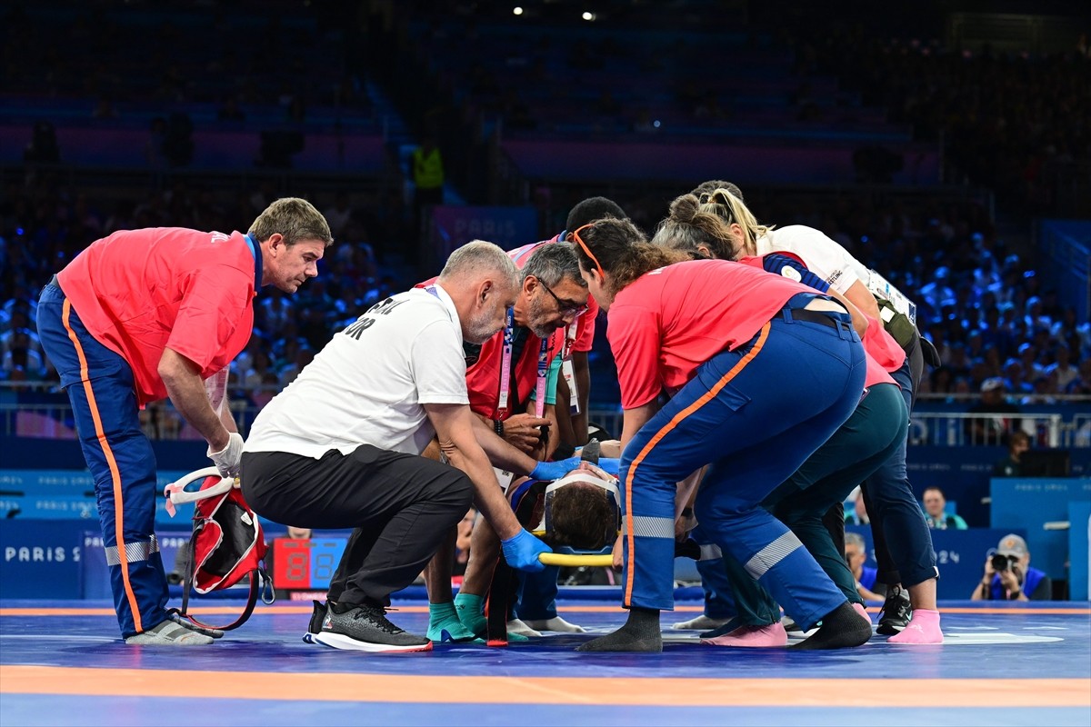 Paris 2024 Olimpiyat Oyunları'nda kadınlar 76 kg serbest stil güreş müsabakası Champ De Mars...