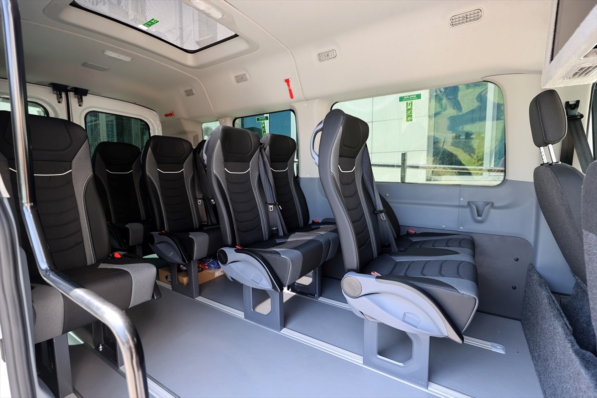 "Adıyaman'da Turizm Sektörünün Canlandırılması Projesi" kapsamında 8 elektrikli minibüsün Adıyaman...