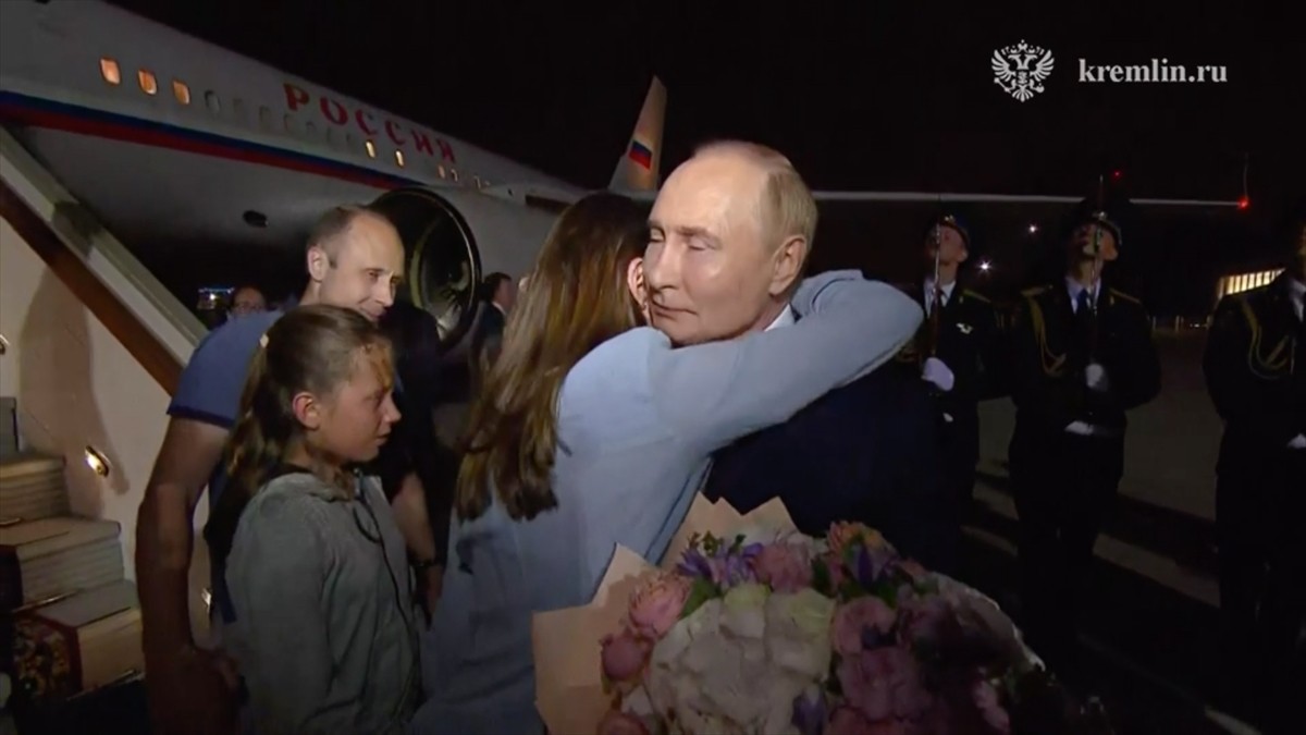 Rusya Devlet Başkanı Vladimir Putin, Milli İstihbarat Teşkilatının (MİT) yönetiminde Ankara’da...