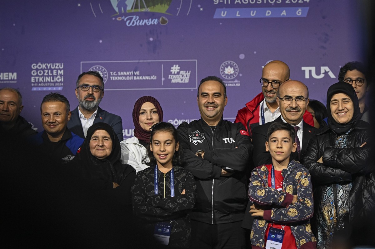 Sanayi ve Teknoloji Bakanı Mehmet Fatih Kacır, bu yıl Bursa Uludağ'da gerçekleştirilen ve 11...