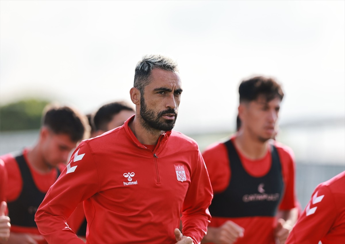 Sivasspor, Trendyol Süper Lig'in ilk haftasında sahasında Trabzonspor ile yapacağı maçın...