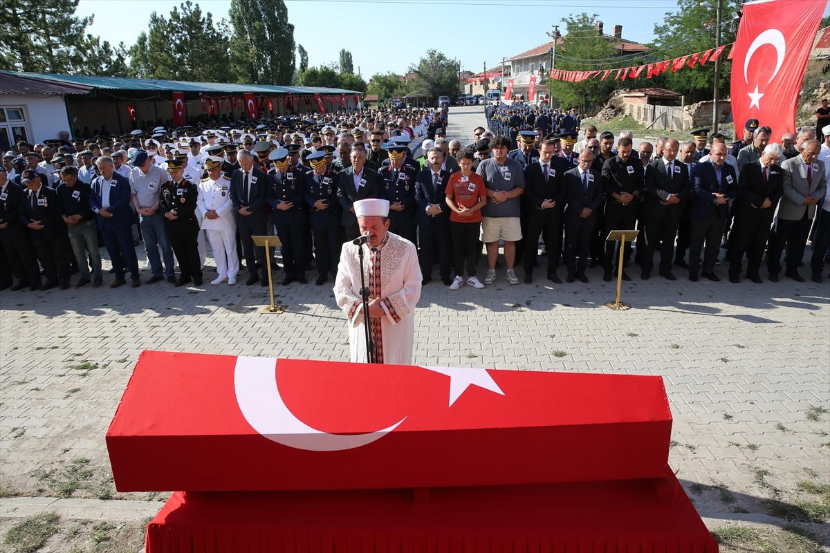 Somali Türk Görev Kuvveti'nde görevliyken geçirdiği kalp krizi sonucu şehit olan Uzman Çavuş Seydi...