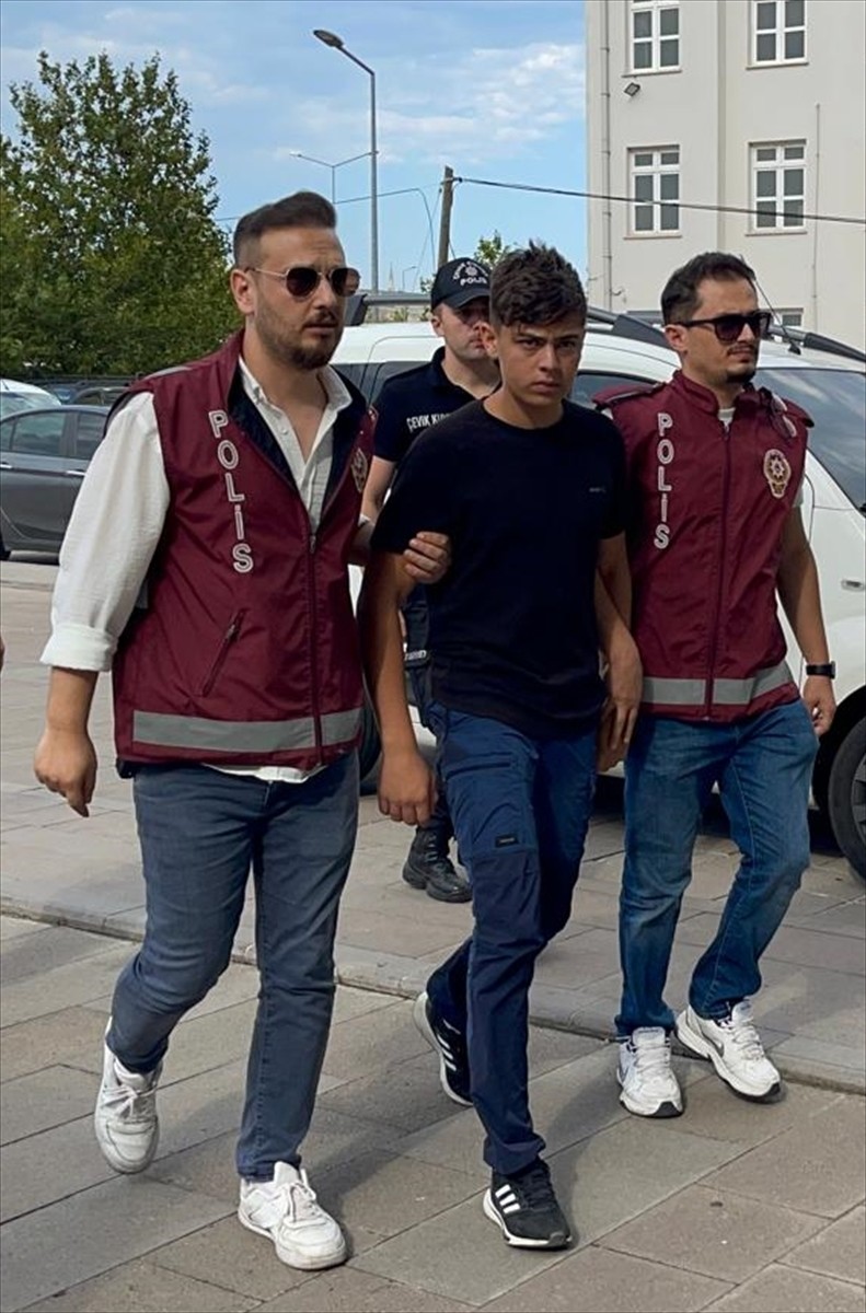 Tekirdağ'ın Çorlu ilçesinde 1 kişinin öldüğü, 1 kişinin ağır yaralandığı silahlı kavgayla ilgili...