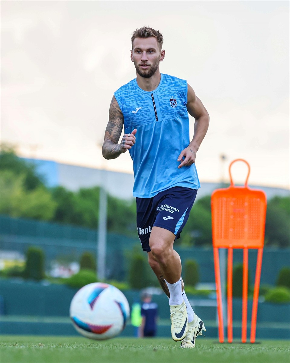 Trabzonspor, UEFA Avrupa Ligi 3. eleme turunda 8 Ağustos Perşembe günü sahasında Avusturya'nın...