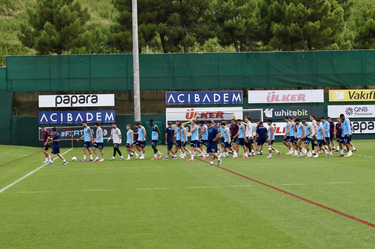 Trabzonspor, UEFA Avrupa Ligi 3. eleme turunda yarın sahasında Rapid Wien ile oynayacağı maçın...