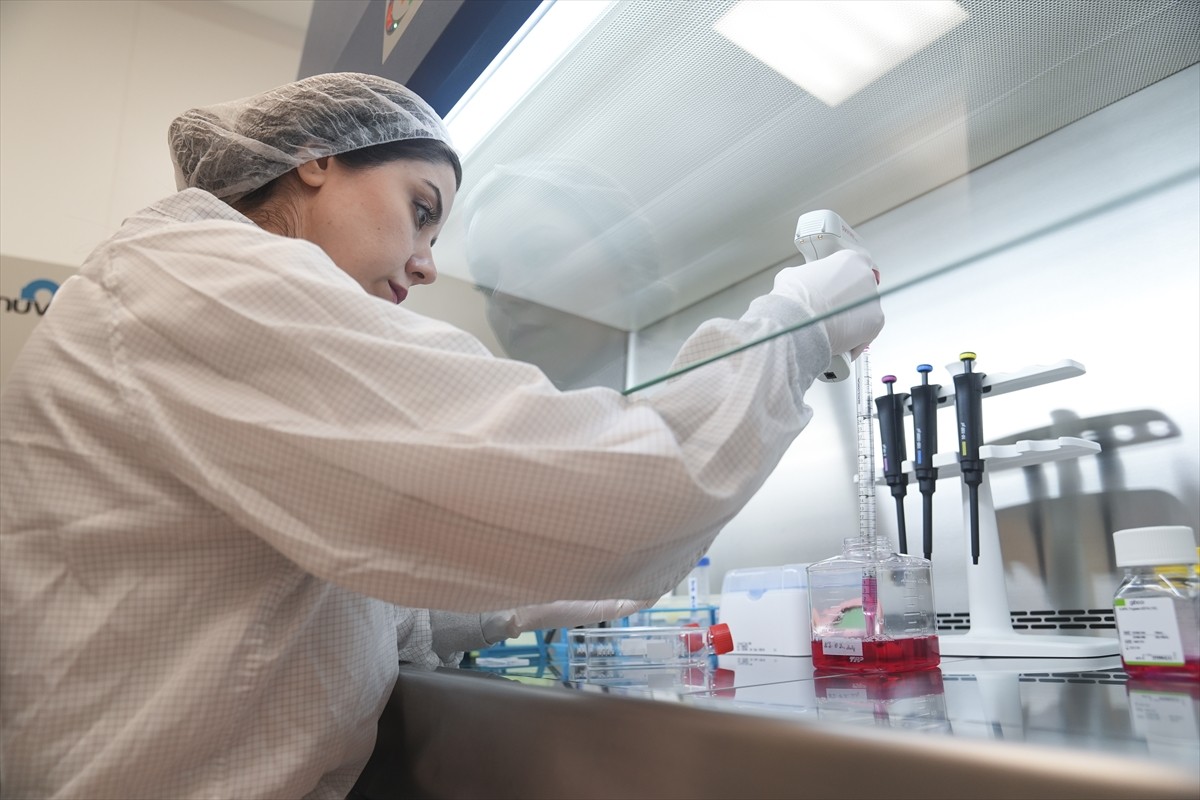 TÜBİTAK desteğiyle ODTÜ Mikro Elektromekanik Sistemler (MEMS) Merkezi liderliğinde 19 üniversite...