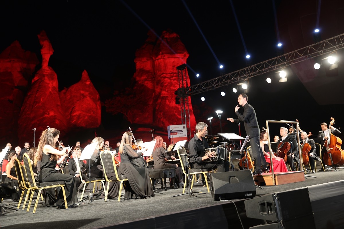 Türkiye Kültür Yolu Festivalleri'ne bu yıl ikinci kez ev sahipliği yapan Nevşehir'de, Buenos Aires...