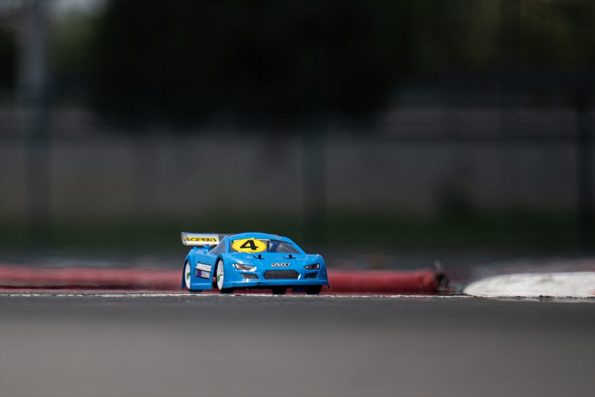 Türkiye Onroad Şampiyonasının (TORC) üçüncü etabı Afyonkarahisar'da gerçekleştirildi. Yaklaşık 40...