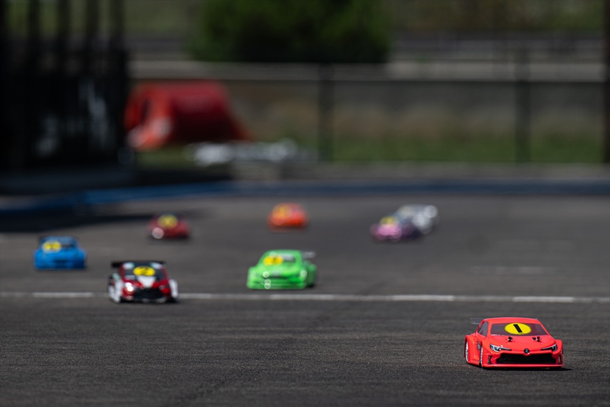 Türkiye Onroad Şampiyonasının (TORC) üçüncü etabı Afyonkarahisar'da gerçekleştirildi. Yaklaşık 40...