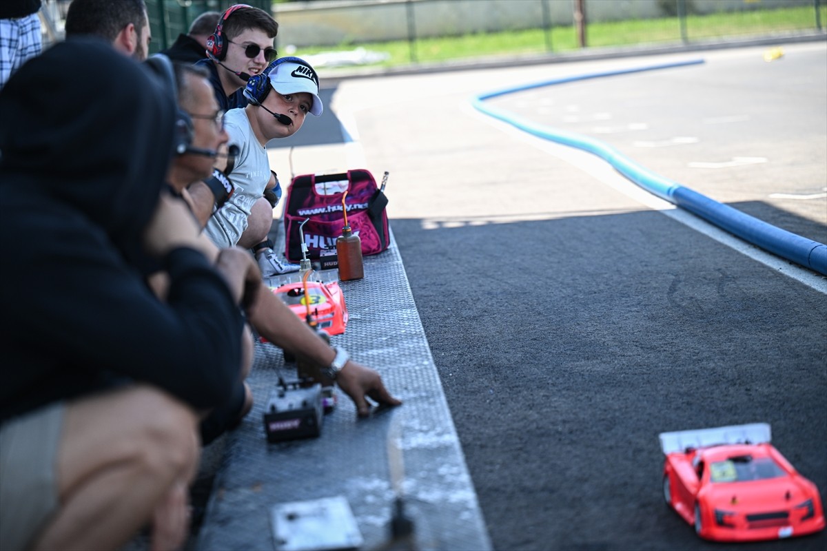 Türkiye Onroad Şampiyonasının (TORC) üçüncü etabı Afyonkarahisar'da gerçekleştirildi. Yaklaşık 40...