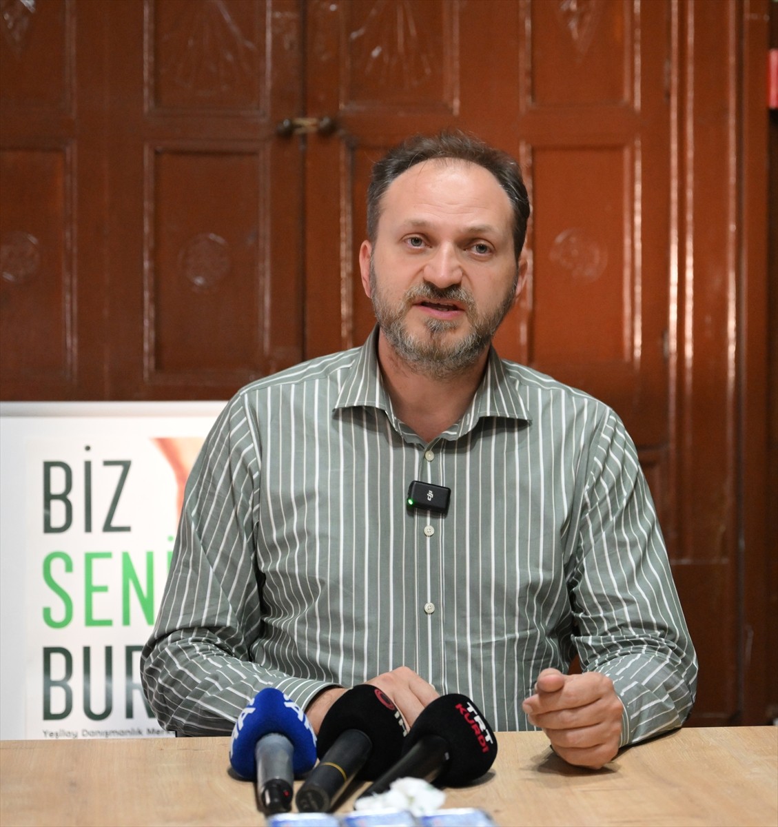 Yeşilay Genel Başkanı Mehmet Dinç (sol5), Gaziantep Yeşilay Danışmanlık Merkezi'ni ziyaret...