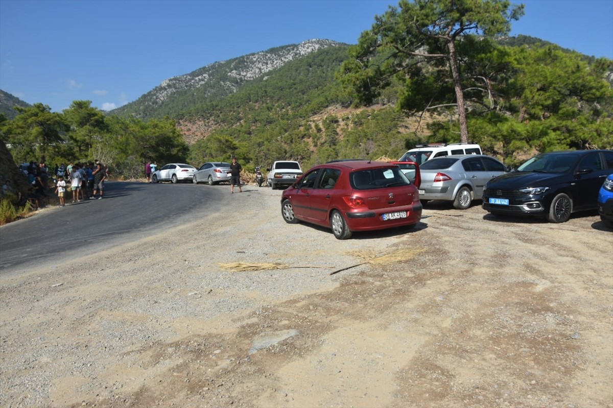 Bozyazı'da çöp dökme alanında erkek cesedi bulundu.