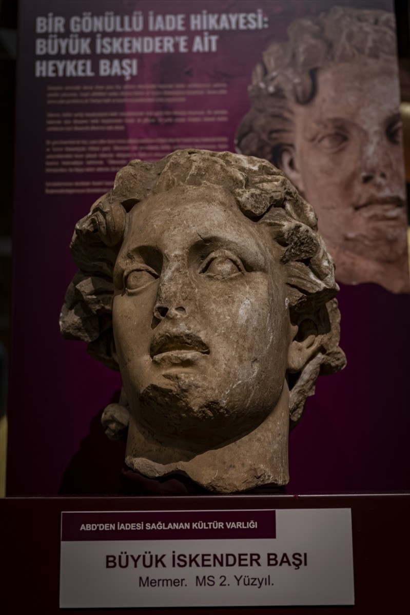 Kültür ve Turizm Bakanı Mehmet Nuri Ersoy, Ankara Kültür Yolu Festivali kapsamında Anadolu...