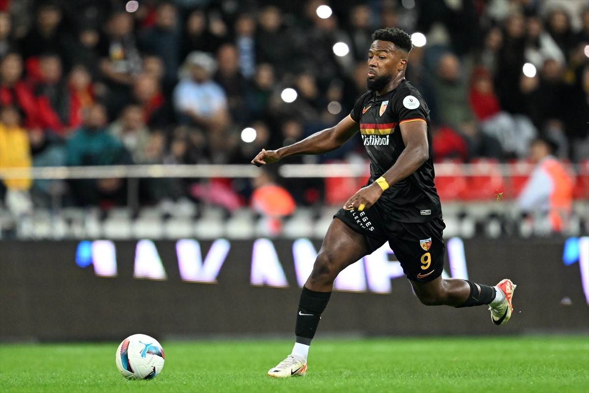 Trendyol Süper Lig'in 7. haftasında Bellona Kayserispor ile Beşiktaş RHG Enertürk Enerji...