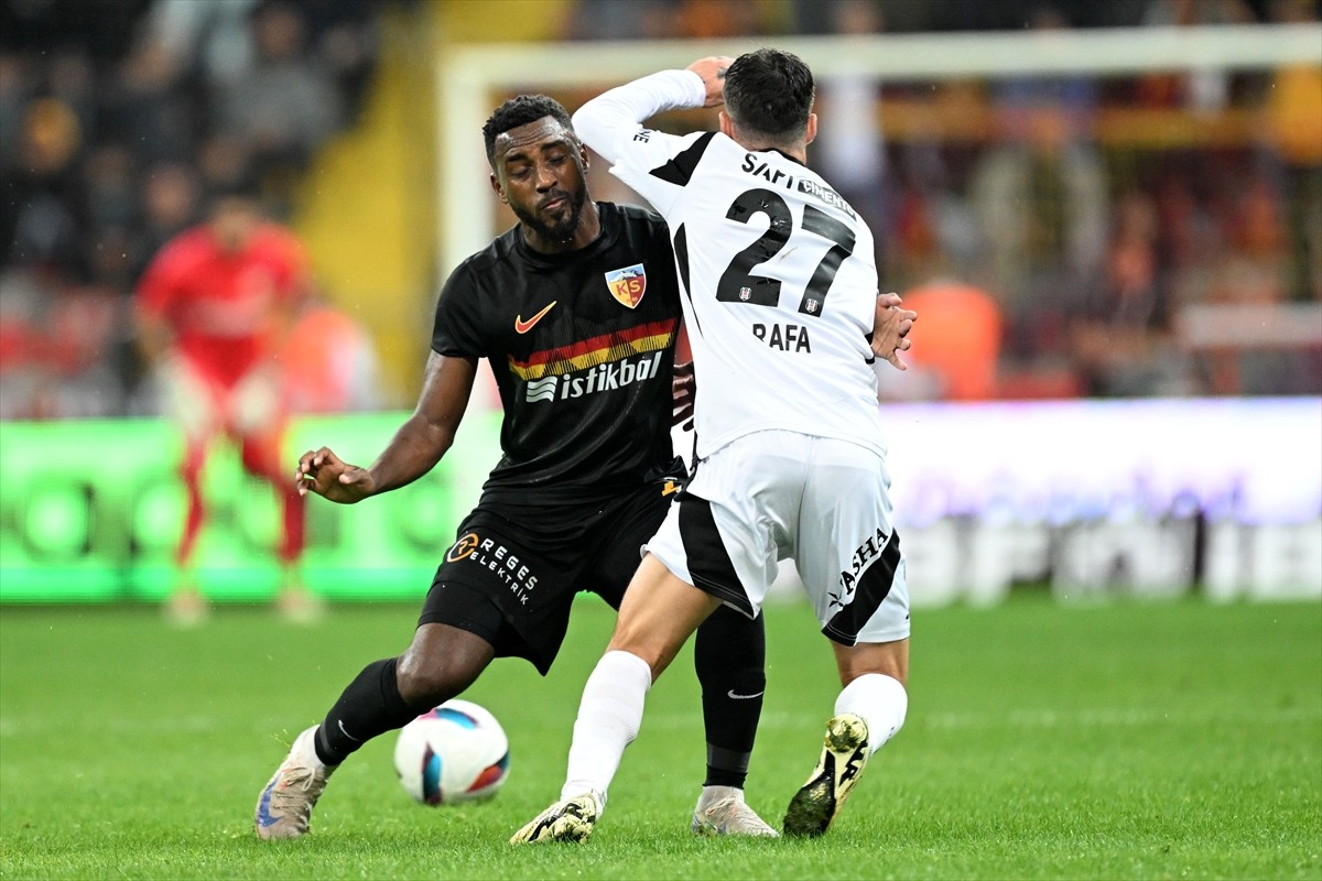 Trendyol Süper Lig'in 7. haftasında Bellona Kayserispor ile Beşiktaş RHG Enertürk Enerji...