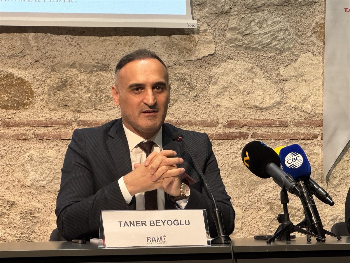 Tüyap Fuarcılık Grubu tarafından, Türkiye Yayıncılar Birliği iş birliğiyle düzenlenen 41....