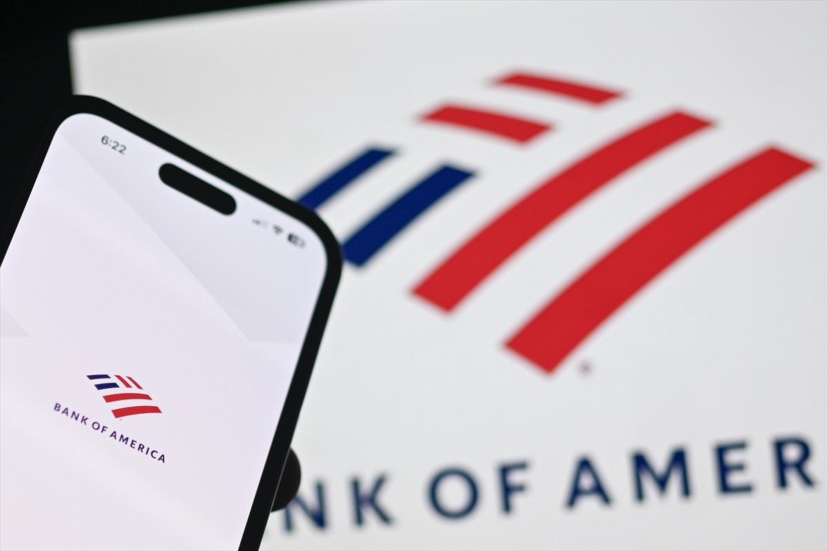 Bank of America'nın bazı müşterilerinin hesaplarına erişim sorunu yaşadığı belirtildi.