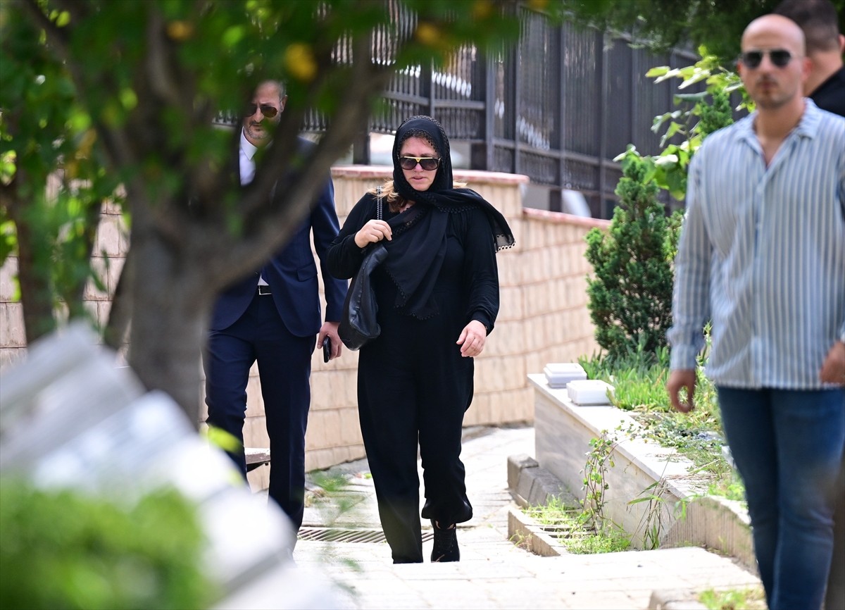 İstanbul'da 15 yıl önce Münevver Karabulut'u öldürmesinin ardından cezaevinde 2014'te intihar eden...