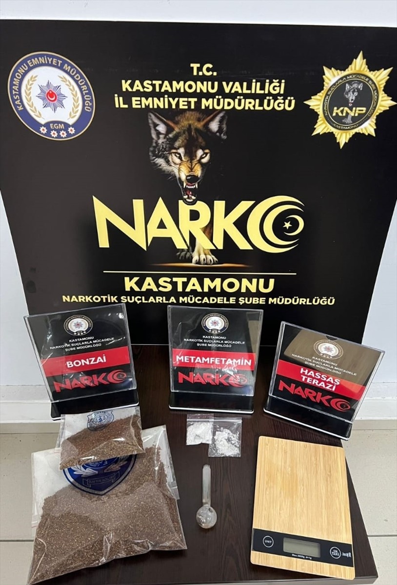 Kastamonu'da düzenlenen uyuşturucu operasyonunda gözaltına alınan şüpheli tutuklandı.