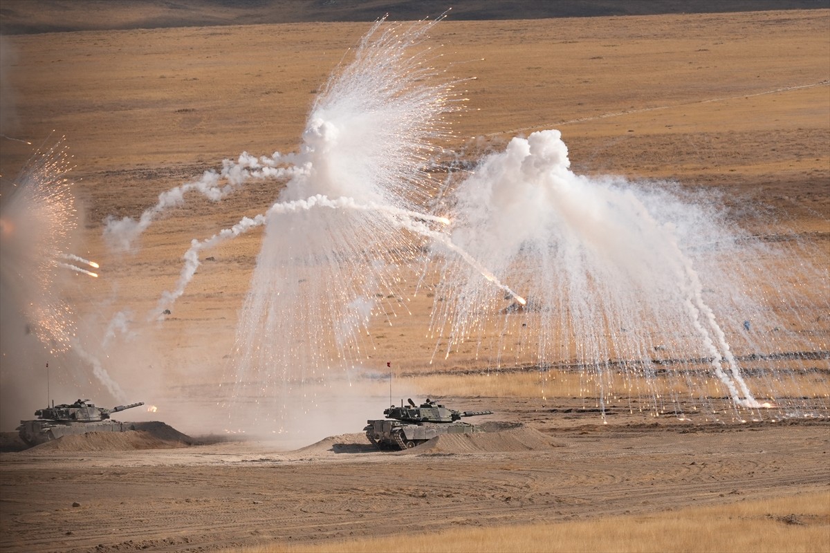Türk Silahlı Kuvvetlerinin (TSK) ateş gücünün sergilendiği "Ateş Serbest- 2024" faaliyetinde...