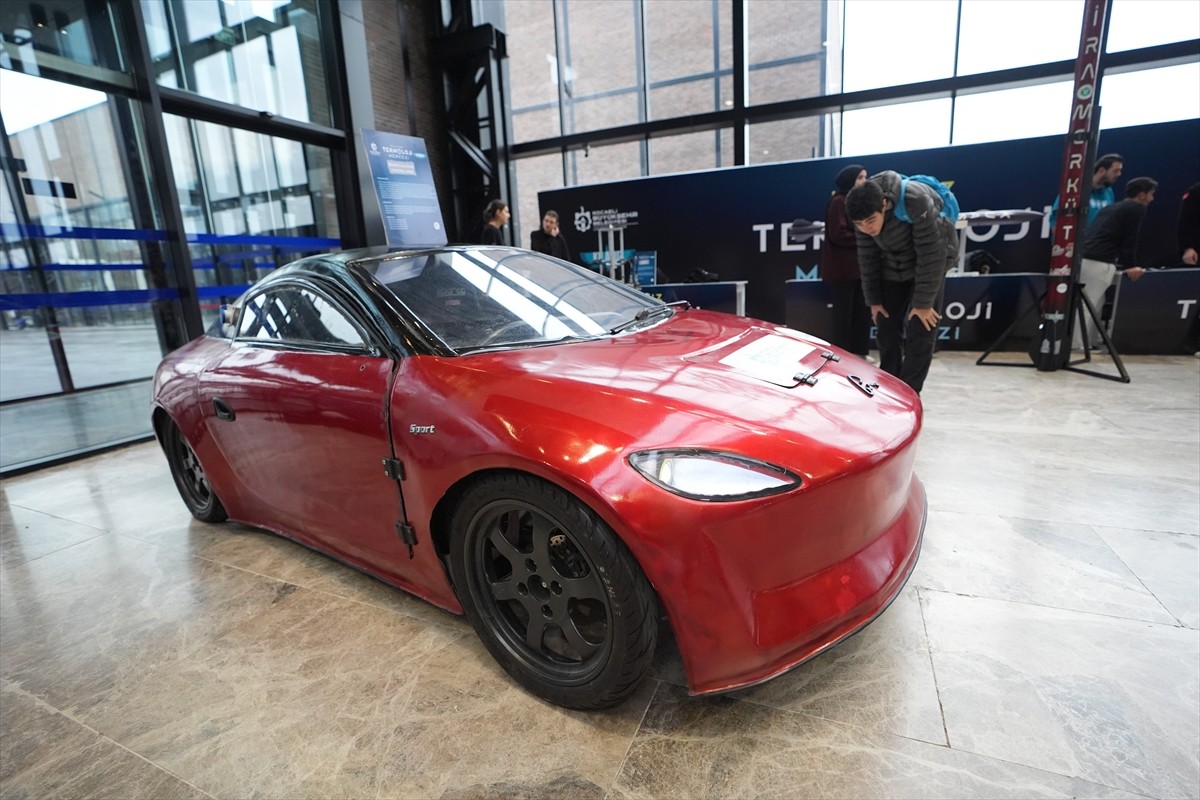 Anadolu Ajansının (AA) düzenlediği, Sanayi ve Teknoloji Bakanlığının desteklediği Kocaeli Kent...