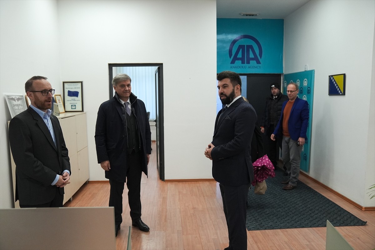 Bosna Hersek Temsilciler Meclisi Başkanı Denis Zvizdic, başkent Saraybosna'daki Anadolu Ajansı...