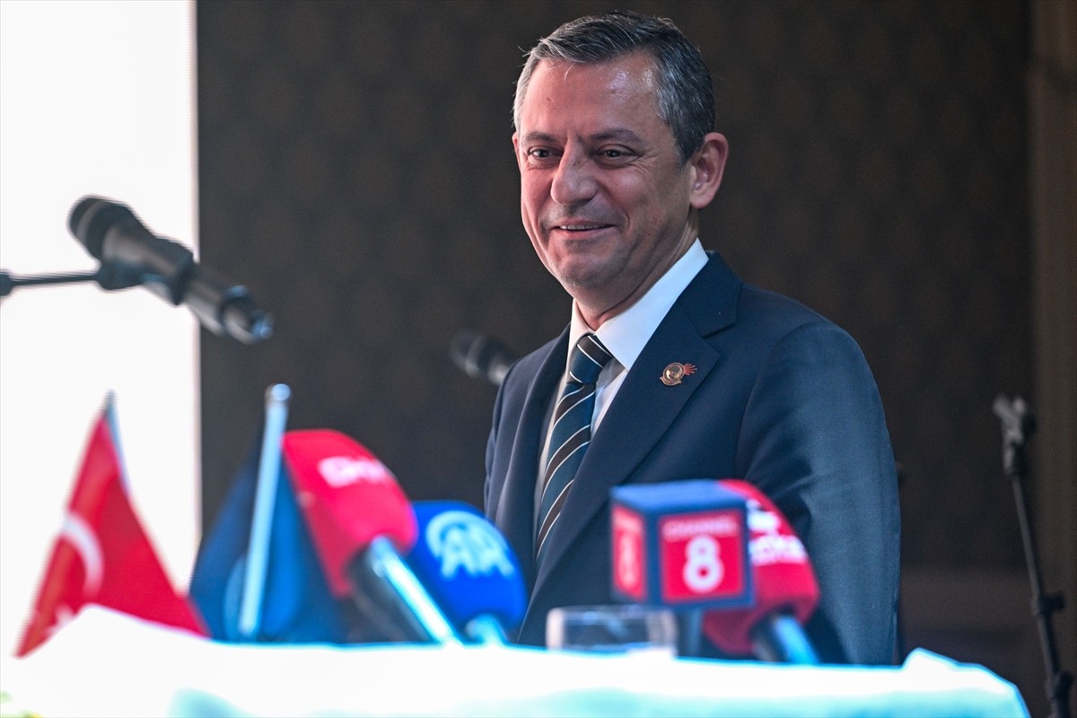 CHP Genel Başkanı Özgür Özel, Türk Mühendis ve Mimar Odaları Birliği (TMMOB) Maden Mühendisleri...