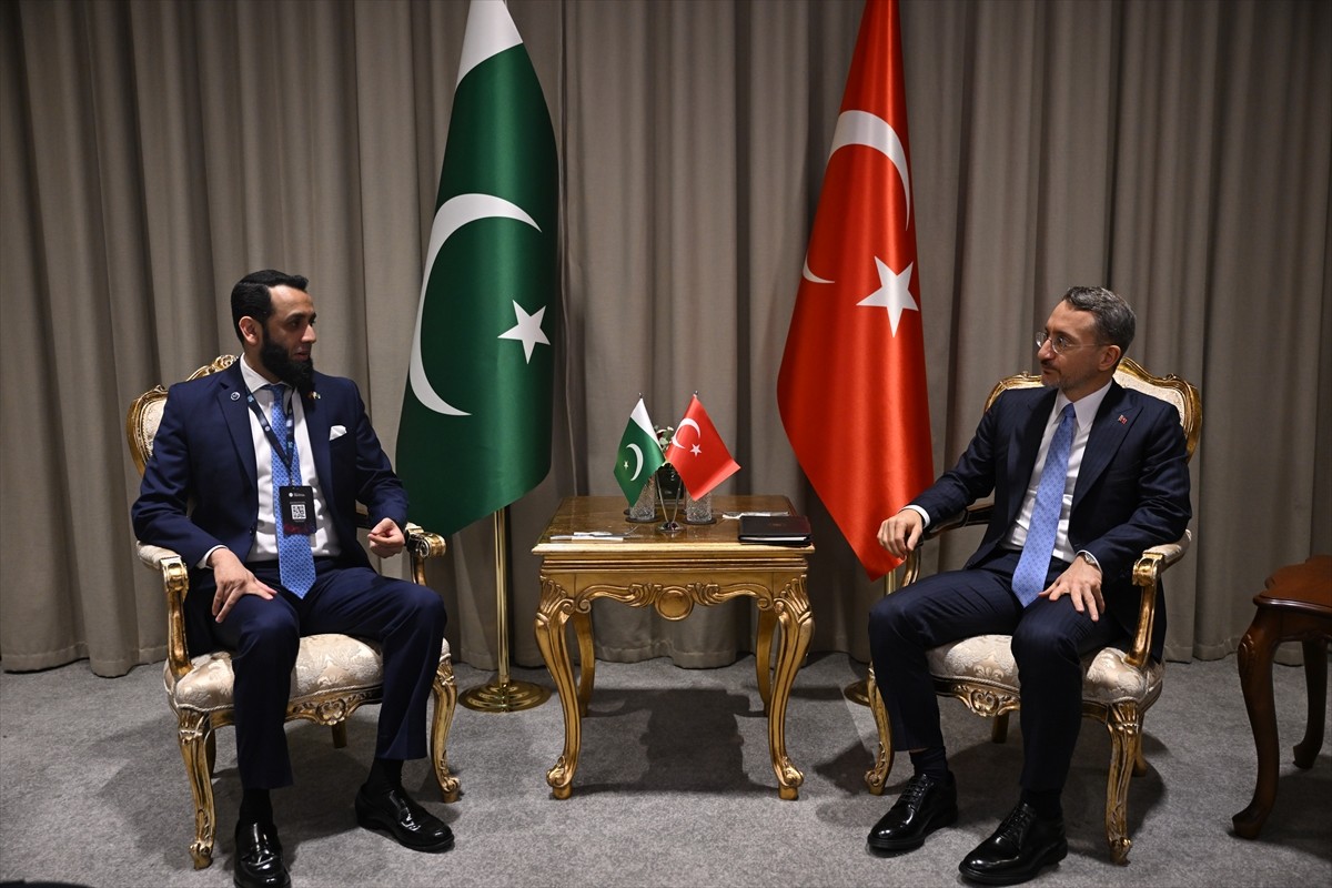 Cumhurbaşkanlığı İletişim Başkanı Fahrettin Altun (sağda), Uluslararası Stratejik İletişim Forumu...