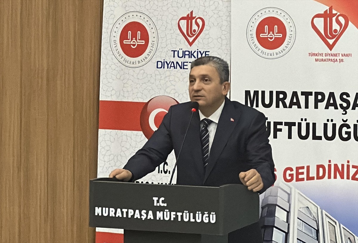 Diyanet İşleri Başkanlığı Antalya Hacı Mehmet Gebizli Dini İhtisas Merkezi'nde eğitim gören 89 din...