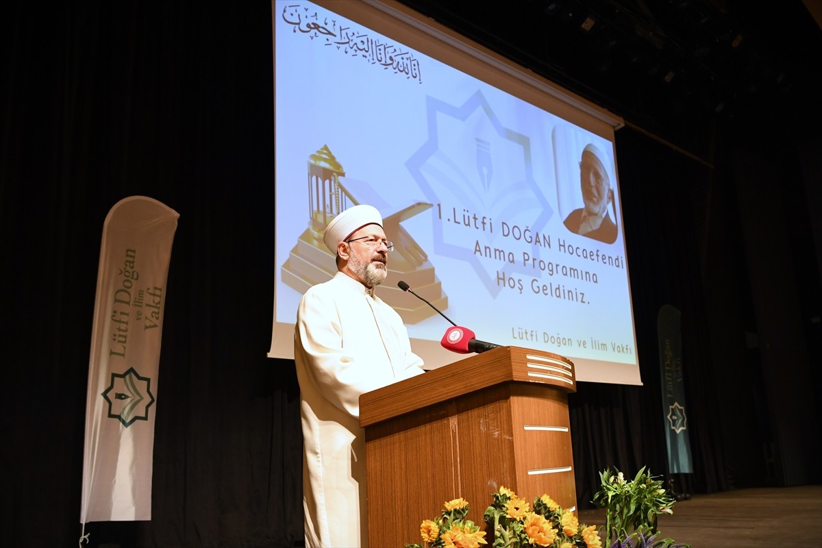 Diyanet İşleri Başkanlığından yapılan açıklamada, Diyanet İşleri Başkanı Prof. Dr. Ali Erbaş...