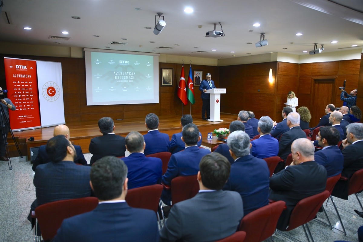 Dünya Türk İş Konseyi (DTİK) Avrasya Temsilciler Kurulu üyeleri, Azerbaycan'ın başkenti Bakü'de...