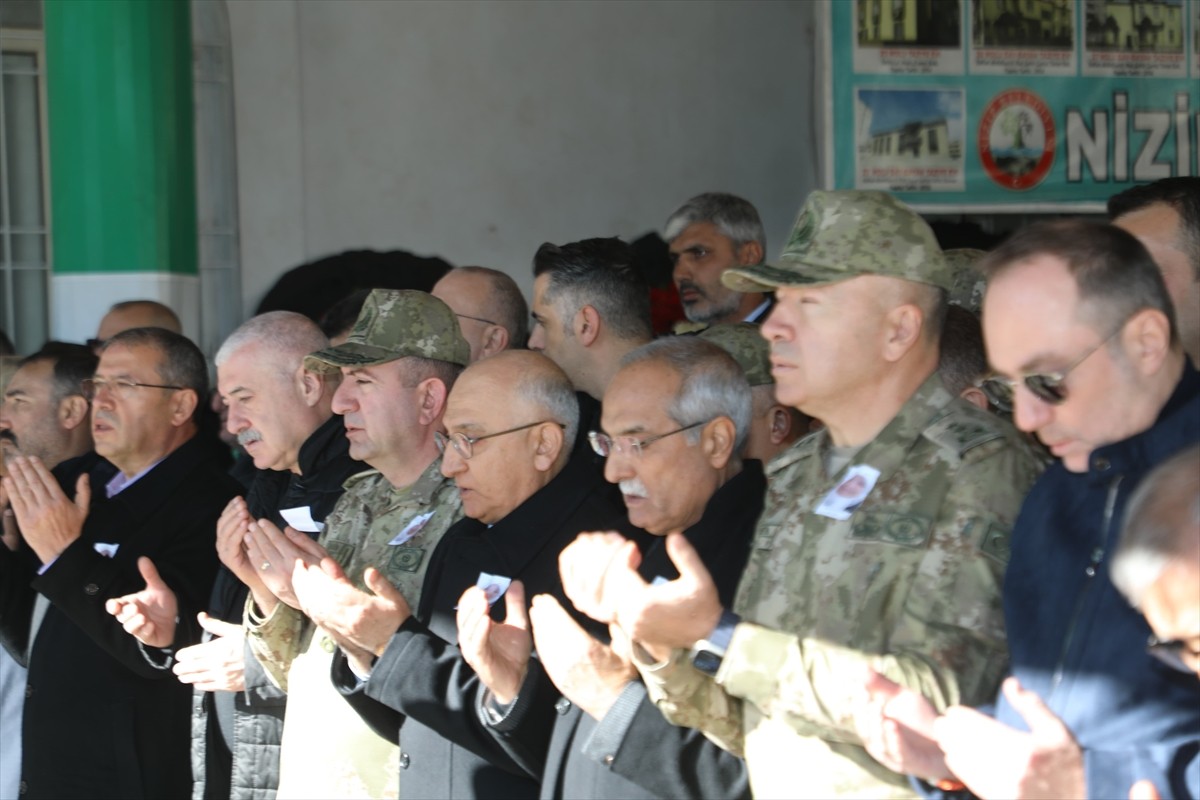 Ege Ordusu Komutanı Orgeneral İrfan Özsert'in vefat eden annesi Gülistan Özsert'in cenazesi...