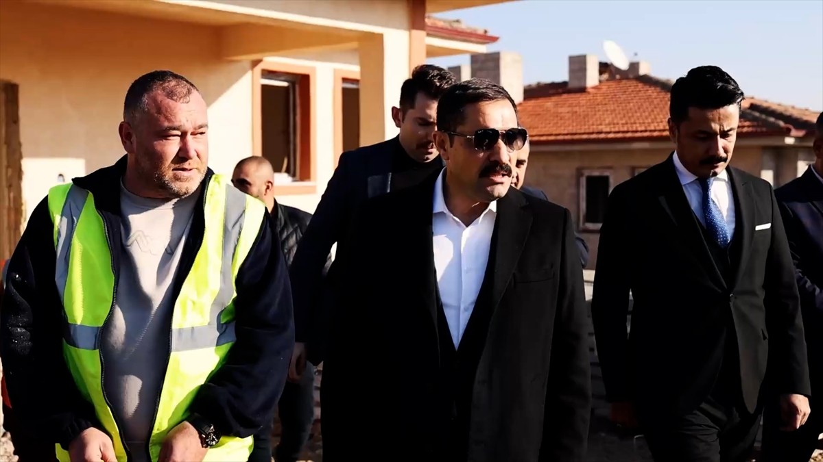 Hatay'ın Altınözü ilçesinde 6 Şubat 2023'teki depremlerin ardından yapımına başlanan Yunushan...