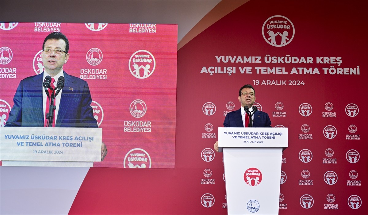 İstanbul Büyükşehir Belediye (İBB) Başkanı Ekrem İmamoğlu, Üsküdar Belediye binasındaki kreşin...