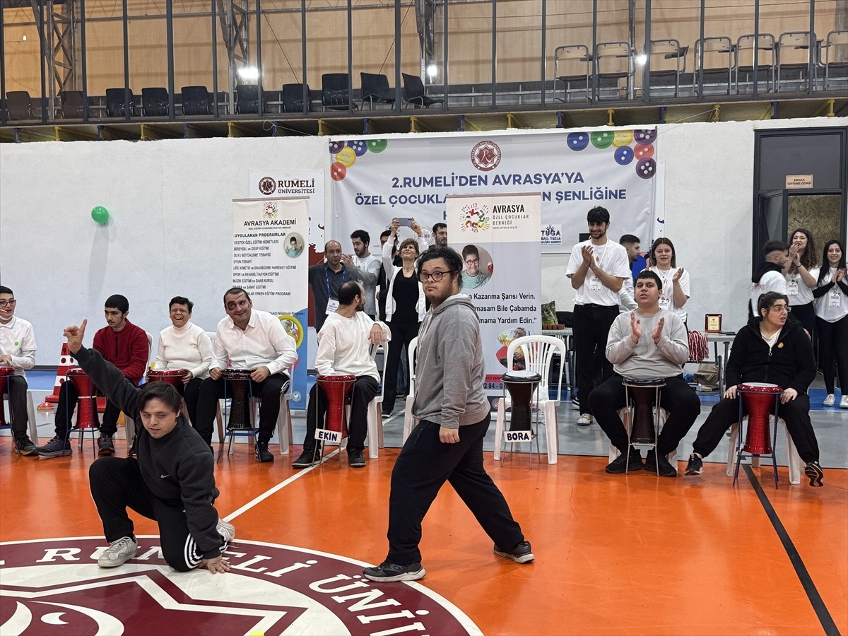 İstanbul Rumeli Üniversitesi ile Otizm Destek ve Eğitim Ofisi işbirliğiyle "Rumeli'den Avrasya'ya...