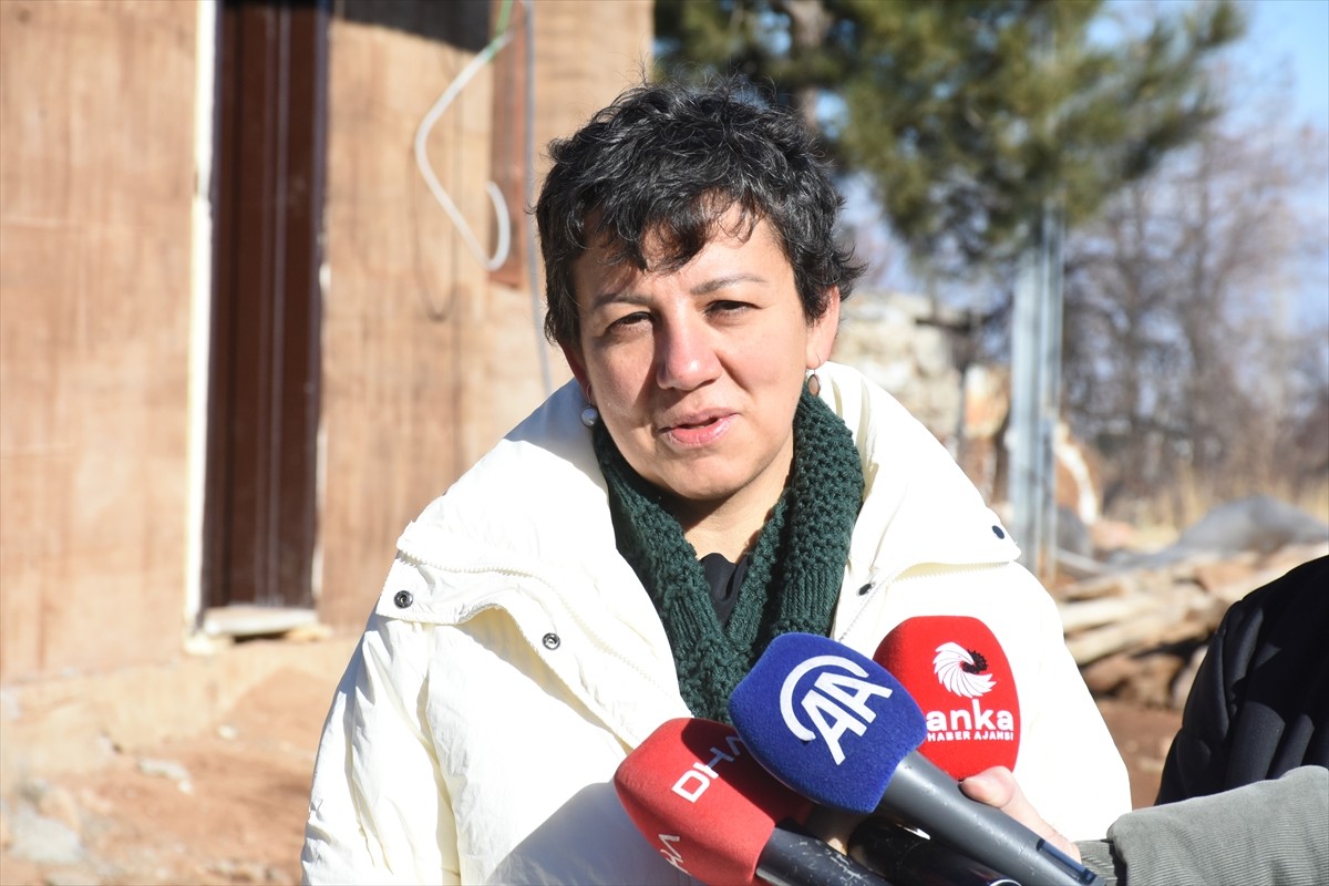 Kahramanmaraş merkezli depremlerin etkilediği Malatya'nın Doğanşehir ilçesinde depreme dayanıklı...