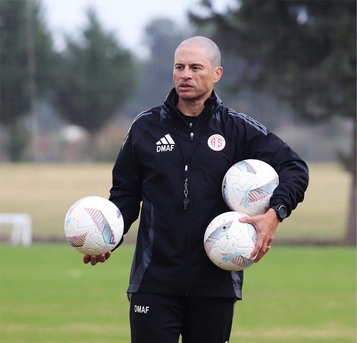 Onvo Antalyaspor, Trendyol Süper Lig'in 16. haftasında Bellona Kayserispor ile oynayacağı maçın...